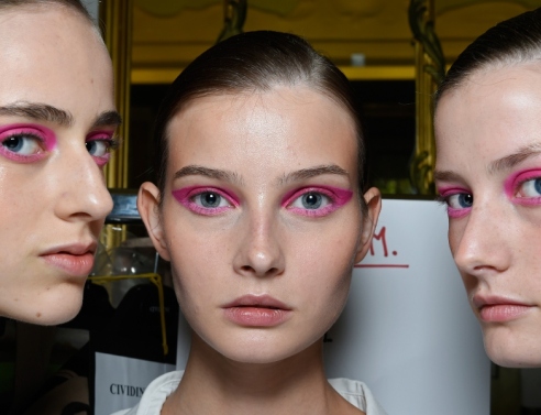 Coloured eyeliner