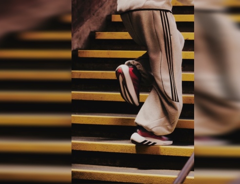 fw26_hyperboost_euphoria_flo_onmodel_0265