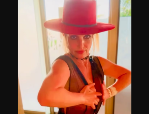 Μπρίτνεϊ Σπίαρς : Το διάφανο κορμάκι την... πρόδωσε ενώ έκανε twerking σε βίντεο στο Instagram