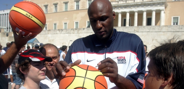 Ο Λαμάρ Όντομ κατά την επίσκεψή του στην Αθήνα το 2010