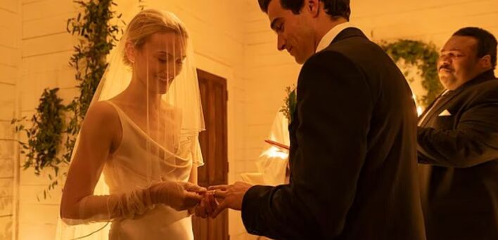 Άλλαξε τη μόδα και… εξαφανίστηκε: Το μυστήριο γύρω από το νυφικό της Κάρολιν Μπεσέτ Κένεντι