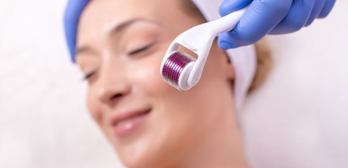 Derma Rolling: Λειτουργεί τελικά ή χαλάμε τζάμπα το δέρμα μας;