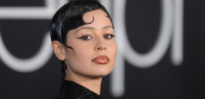 Revenge eyeliner: Η beauty εκδοχή του revenge dress που γίνεται viral