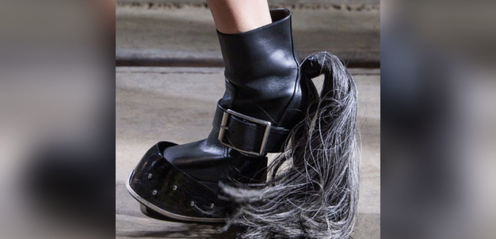 Τα εκκεντρικά παπούτσια του Alexander McQueen