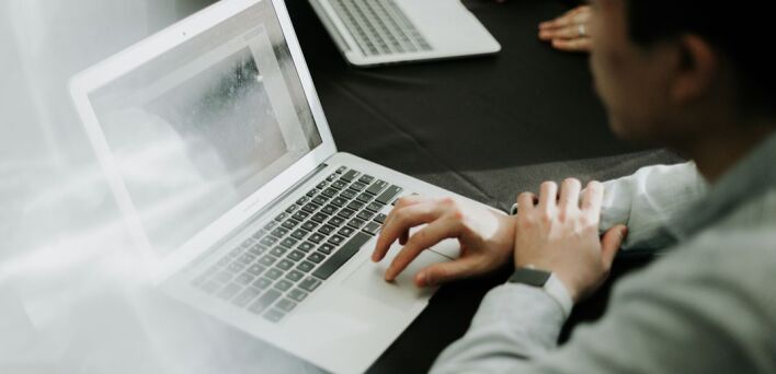 Ήπια παραγωγικότητα: 5 τρόποι να δουλεύετε καλύτερα χωρίς να εξαντλείστε