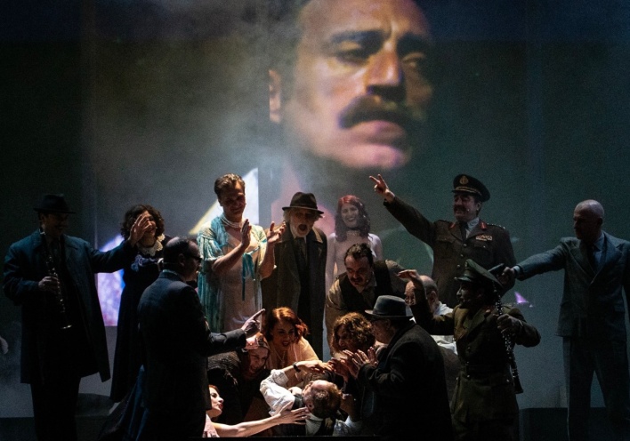 Ήλιος με Ξιφολόγχες από το ΚΘΒΕ