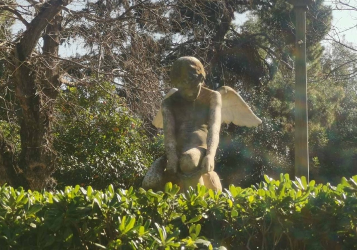 Ένας αλλιώτικος έρωτας στο κέντρο της Αθήνας 