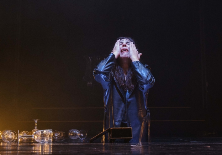 «Ηλέκτρα εντός» στο θέατρο Πορεία: Δείτε φωτογραφίες από την παράσταση