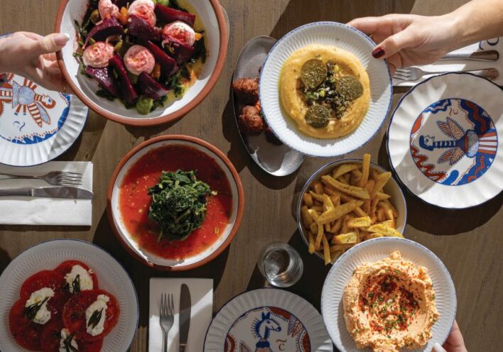 27 εστιατόρια με ακαταμάχητη ελληνική κουζίνα