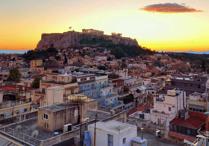 1000 τεύχη Athens Voice - 1000 λόγοι που αγαπάμε την Αθήνα