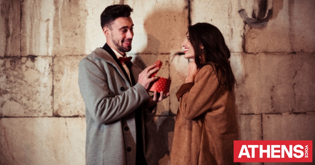 Clear coding, slow dating και μερικές ακόμα τάσεις στις σχέσεις που θα σας αρέσουν