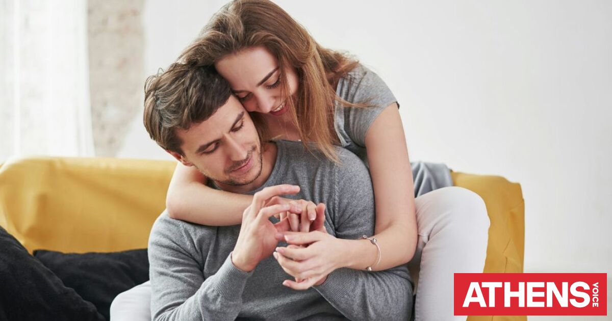 Οι 4 «παράξενες» συνήθειες που κρατούν τα ζευγάρια ερωτευμένα, σύμφωνα με ψυχολόγους