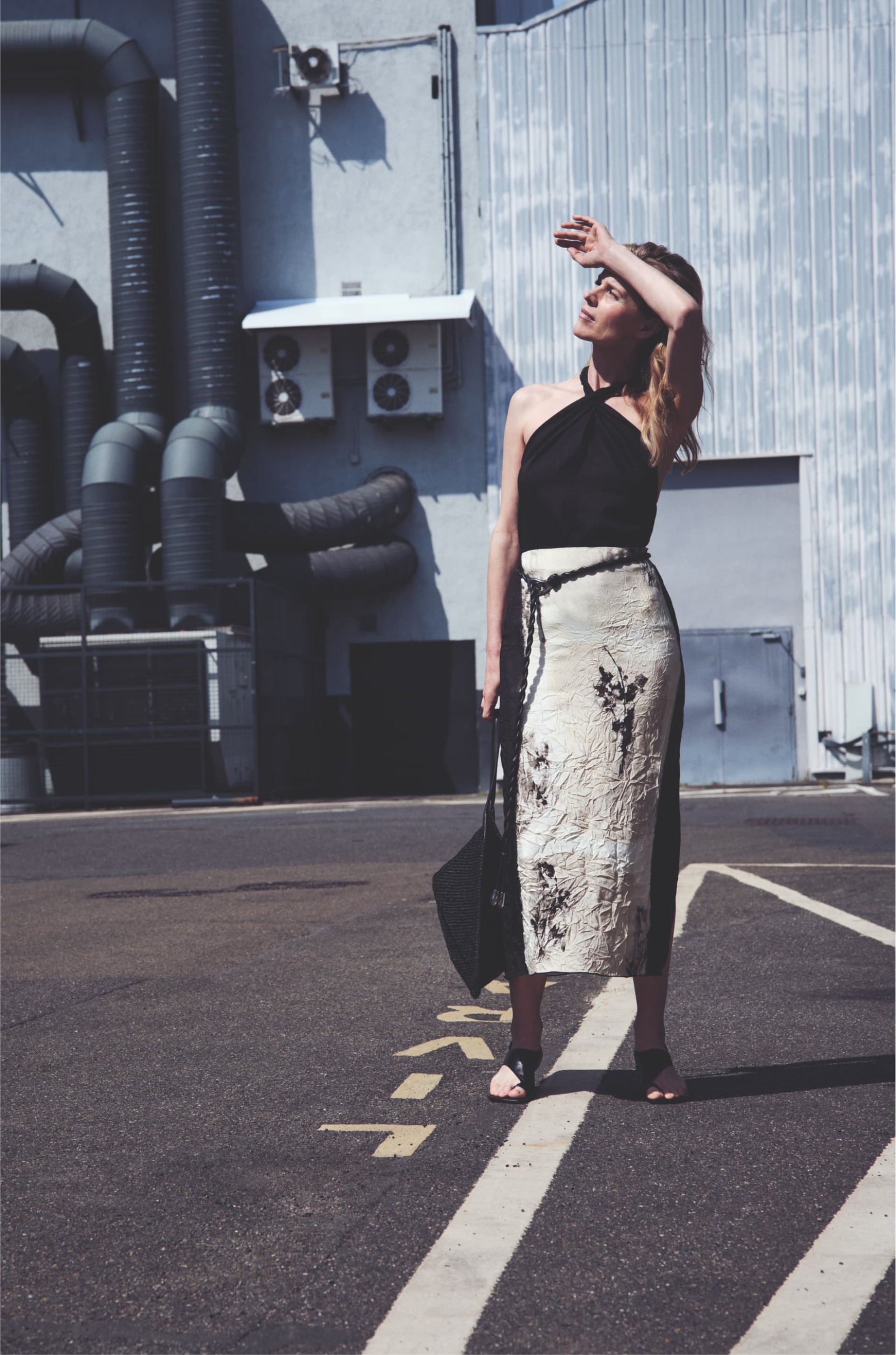 Η Eva Herzigova στη νέα καμπάνια της Massimo Dutti