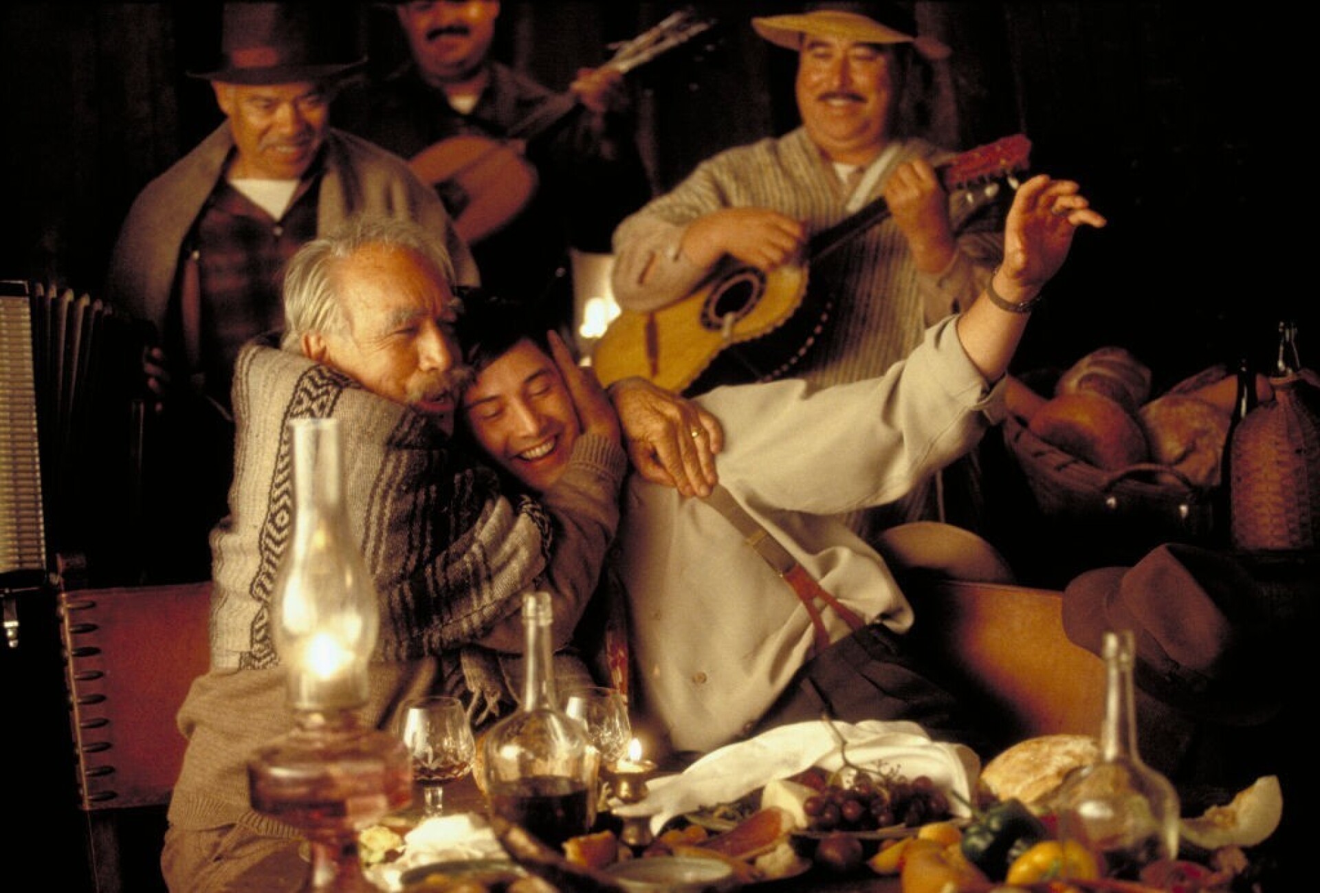 O Άντονι Κουίν και ο Κιάνου Ριβς