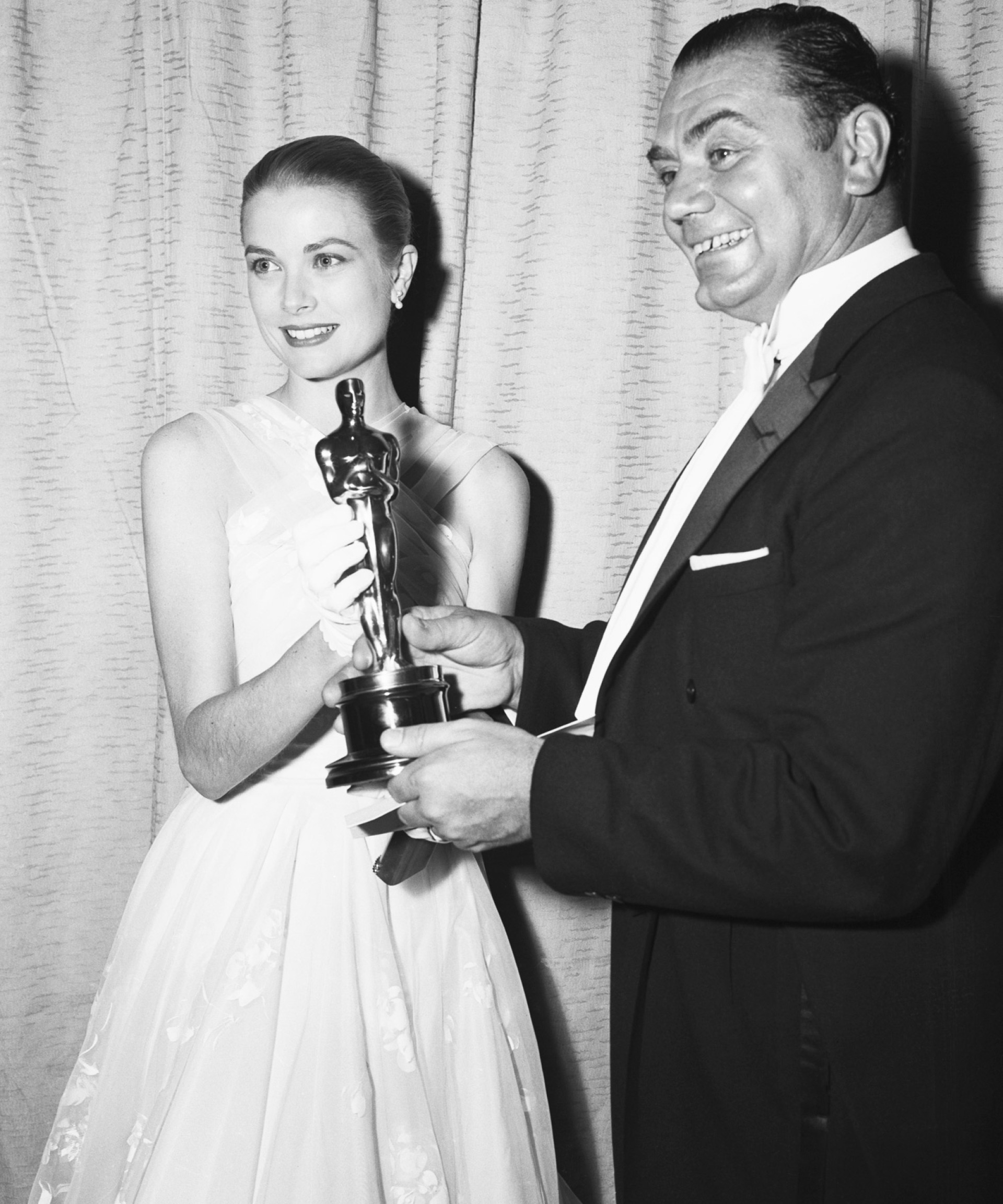 Grace Kelly, 1956 'Οσκαρ