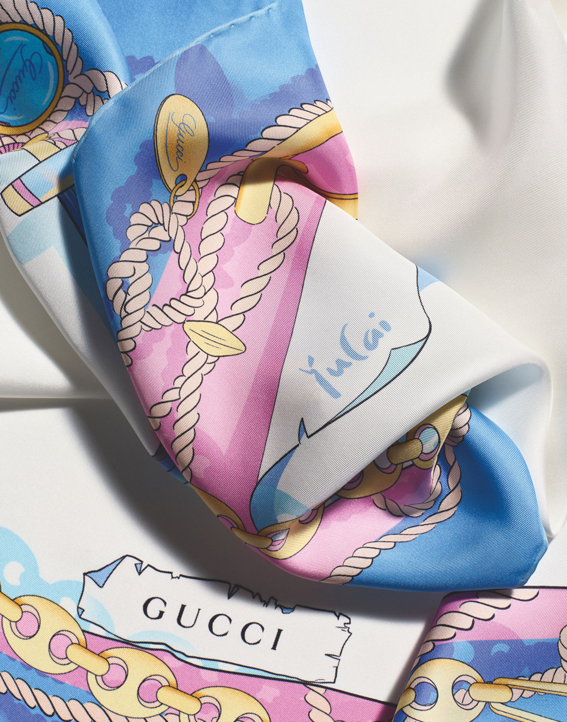 Mαντίλι με ναυτικό μοτίβο, σχέδιο της κινέζας illustrator Yu Cai (Γιου Κάι) για το πρότζεκτ 90x90 © Laziz Hamani