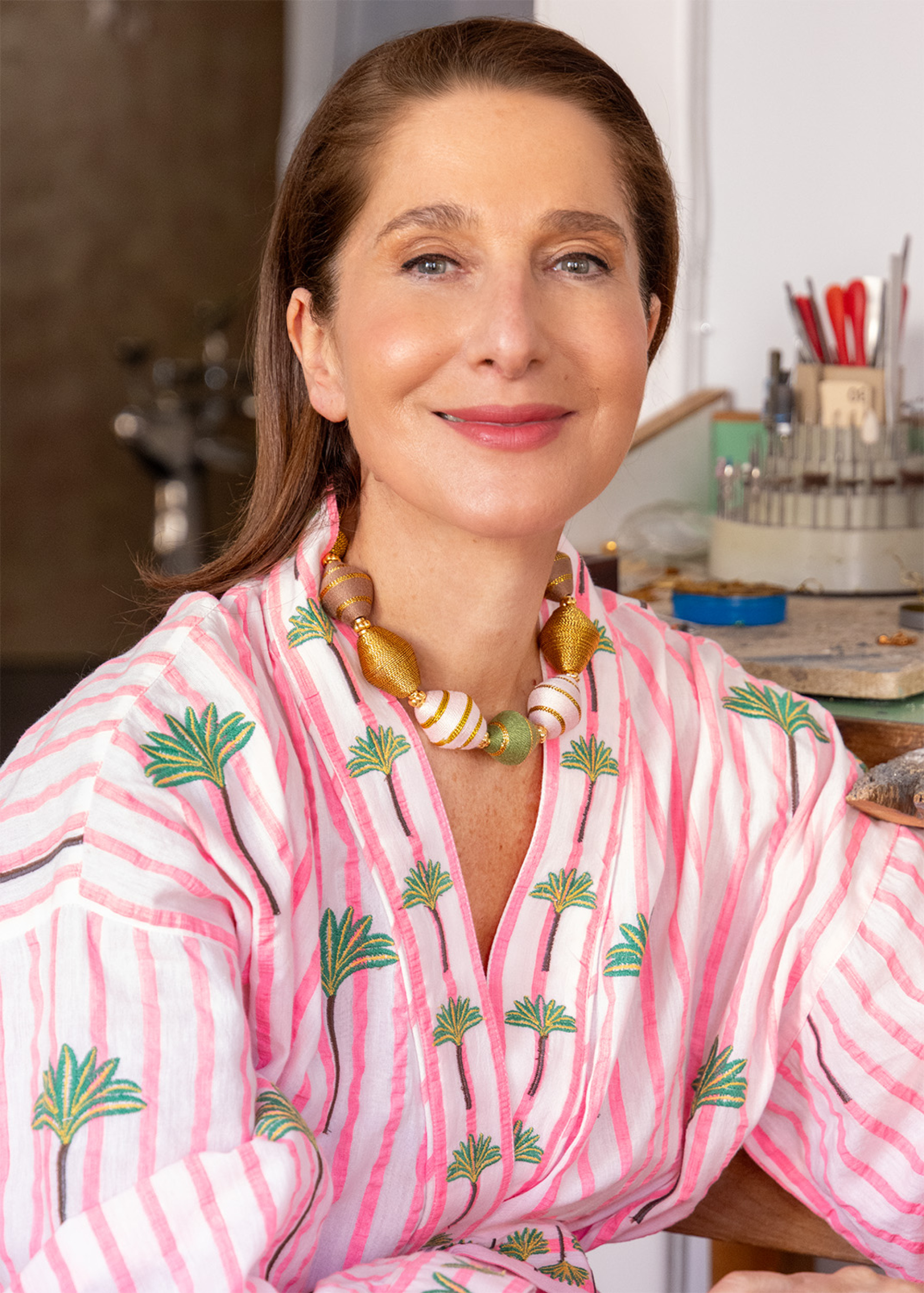 Η Κατερίνα Ψωμά φοράει το κολιέ "Adina"