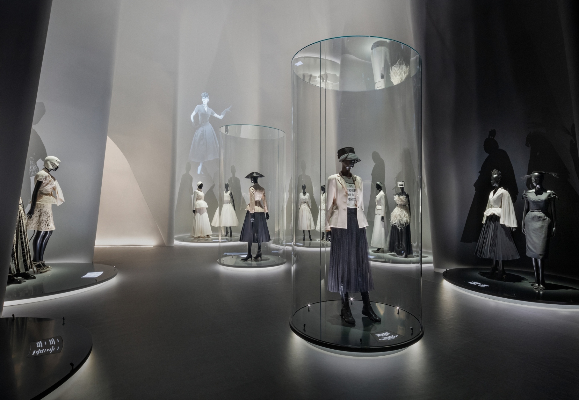 Christian Dior: Designer of Dreams