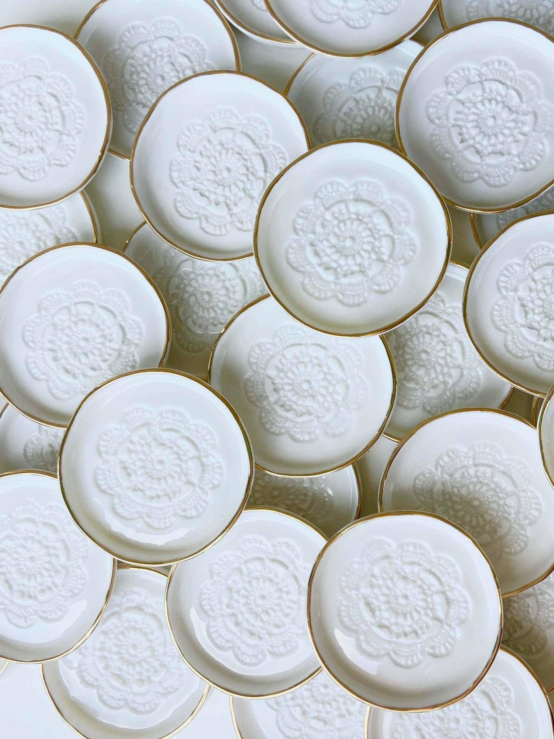 Πορσελάνη με χρυσό