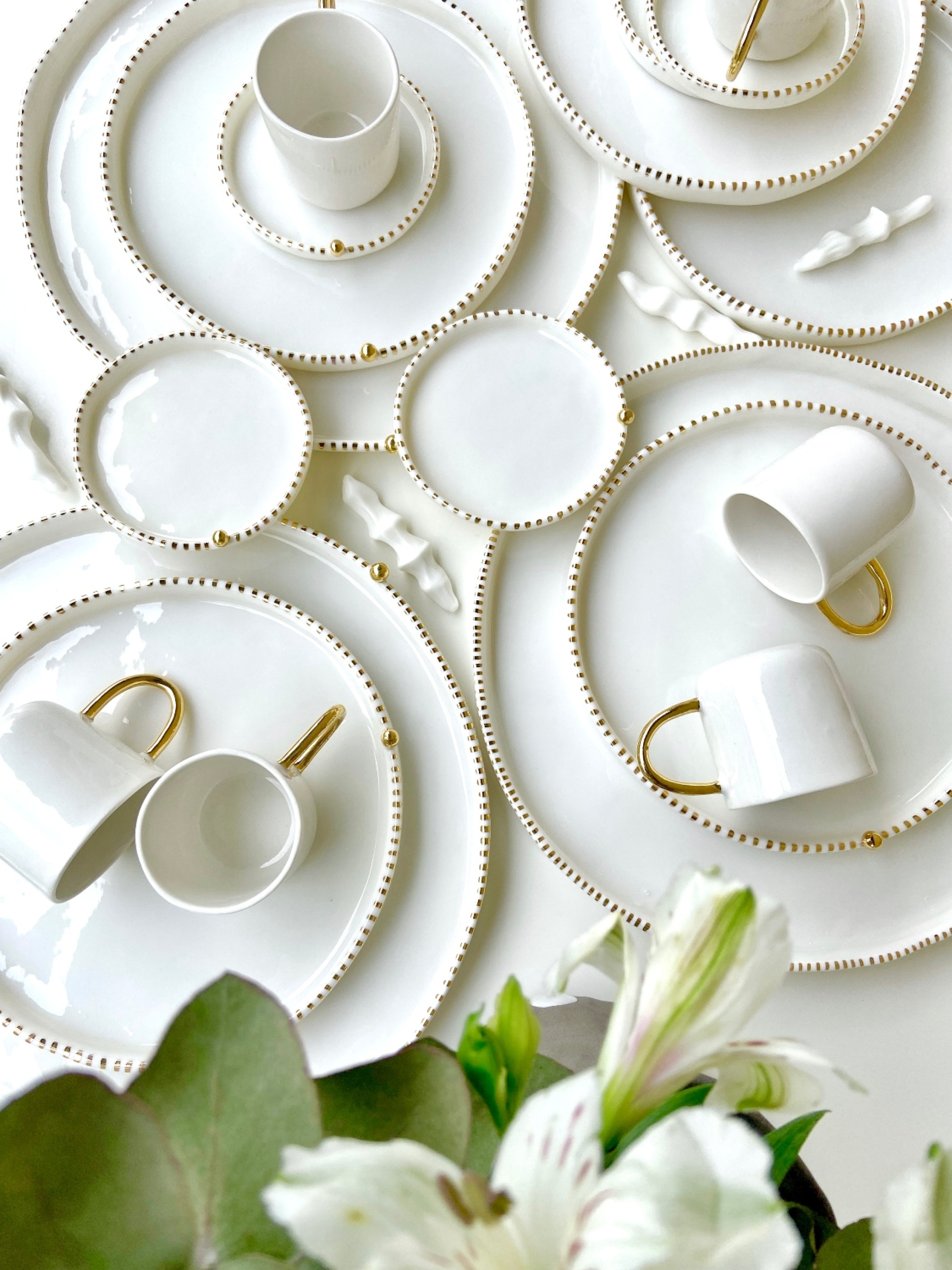 Πορσελάνη με χρυσό