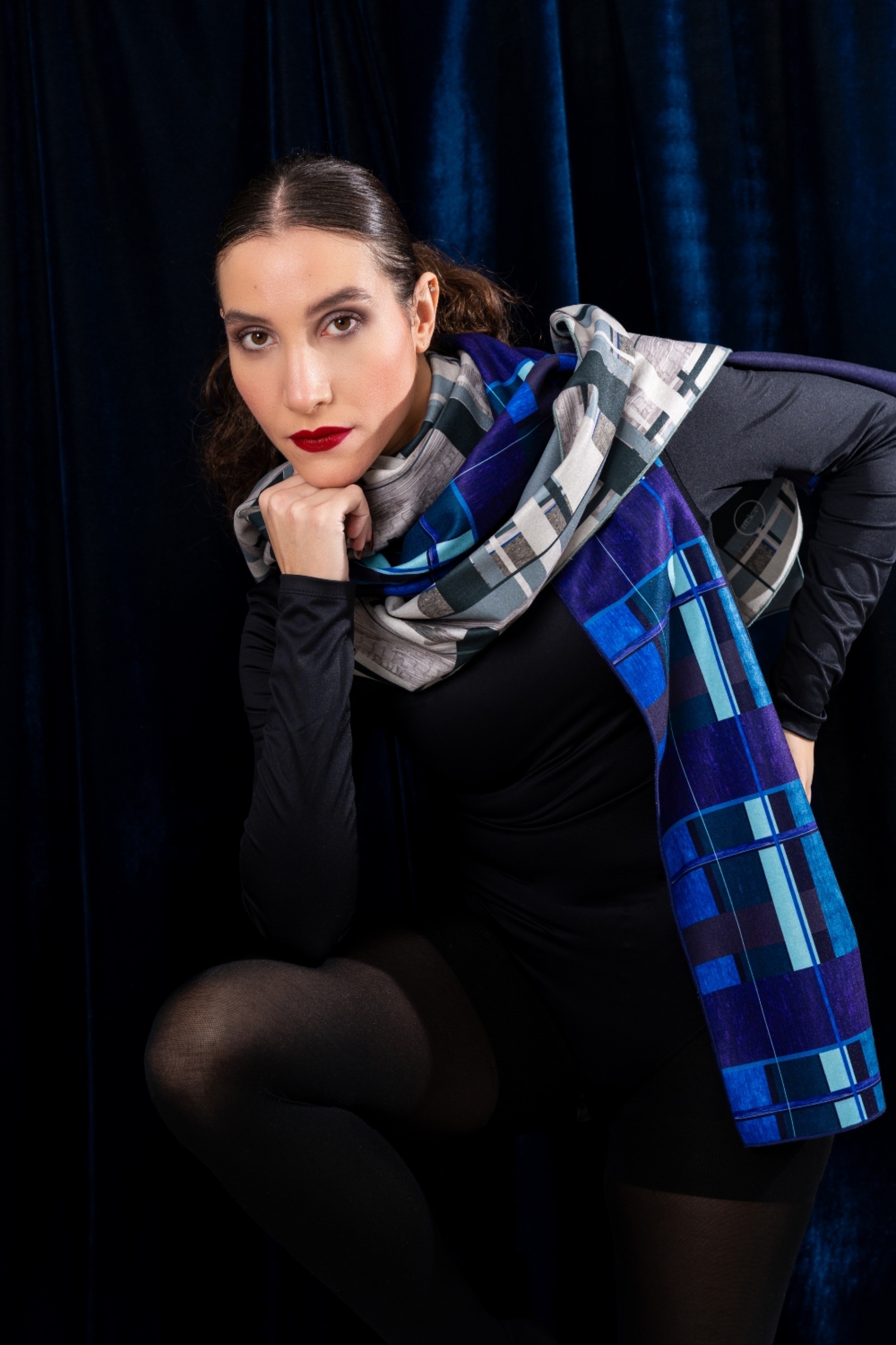 To M.K.E παρουσιάζει το “In Between Lines”