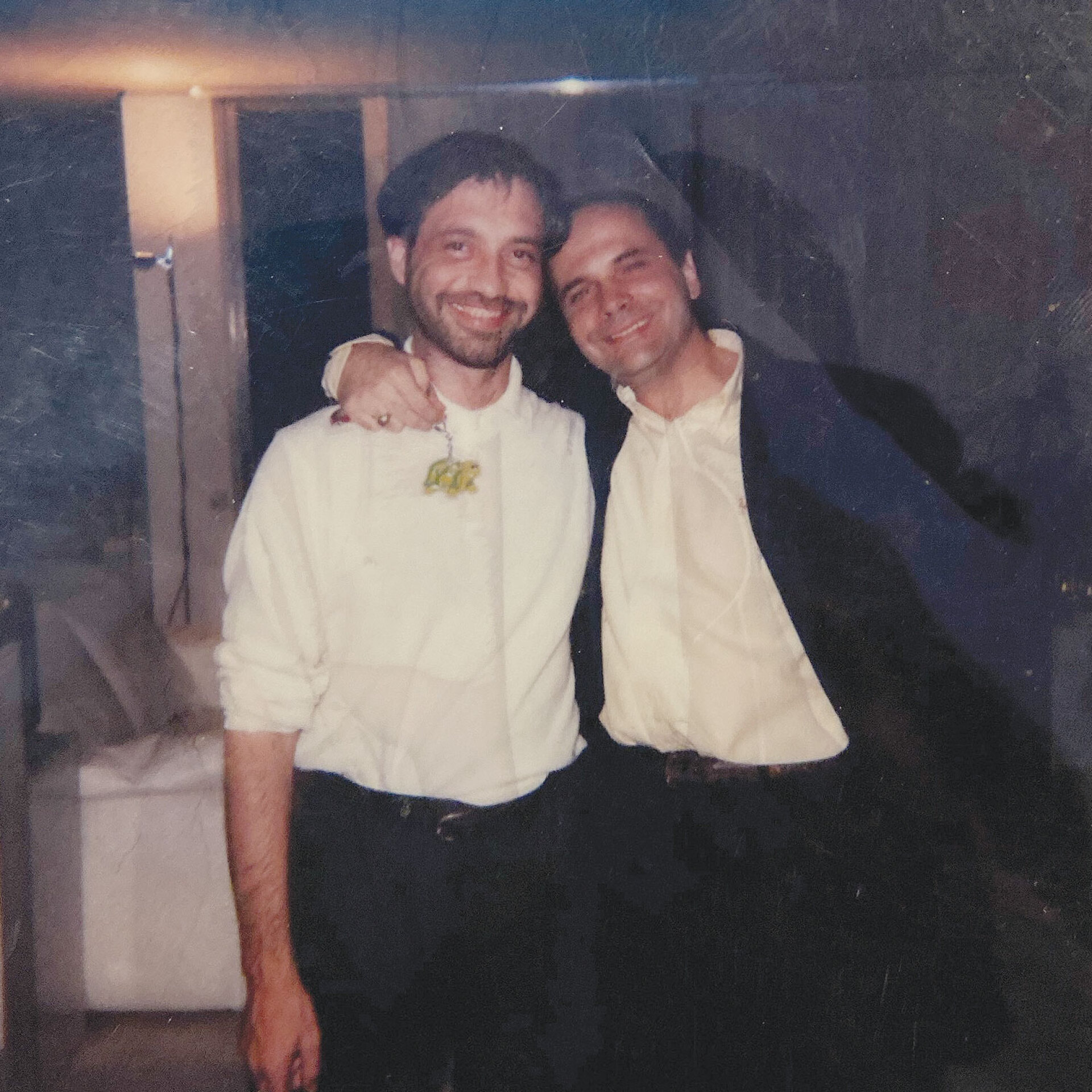 «Εργοστάσιο», αρχές 90s. Ο εκδότης Άρης Τερζόπουλος με τον Τάσο Μελετόπουλο