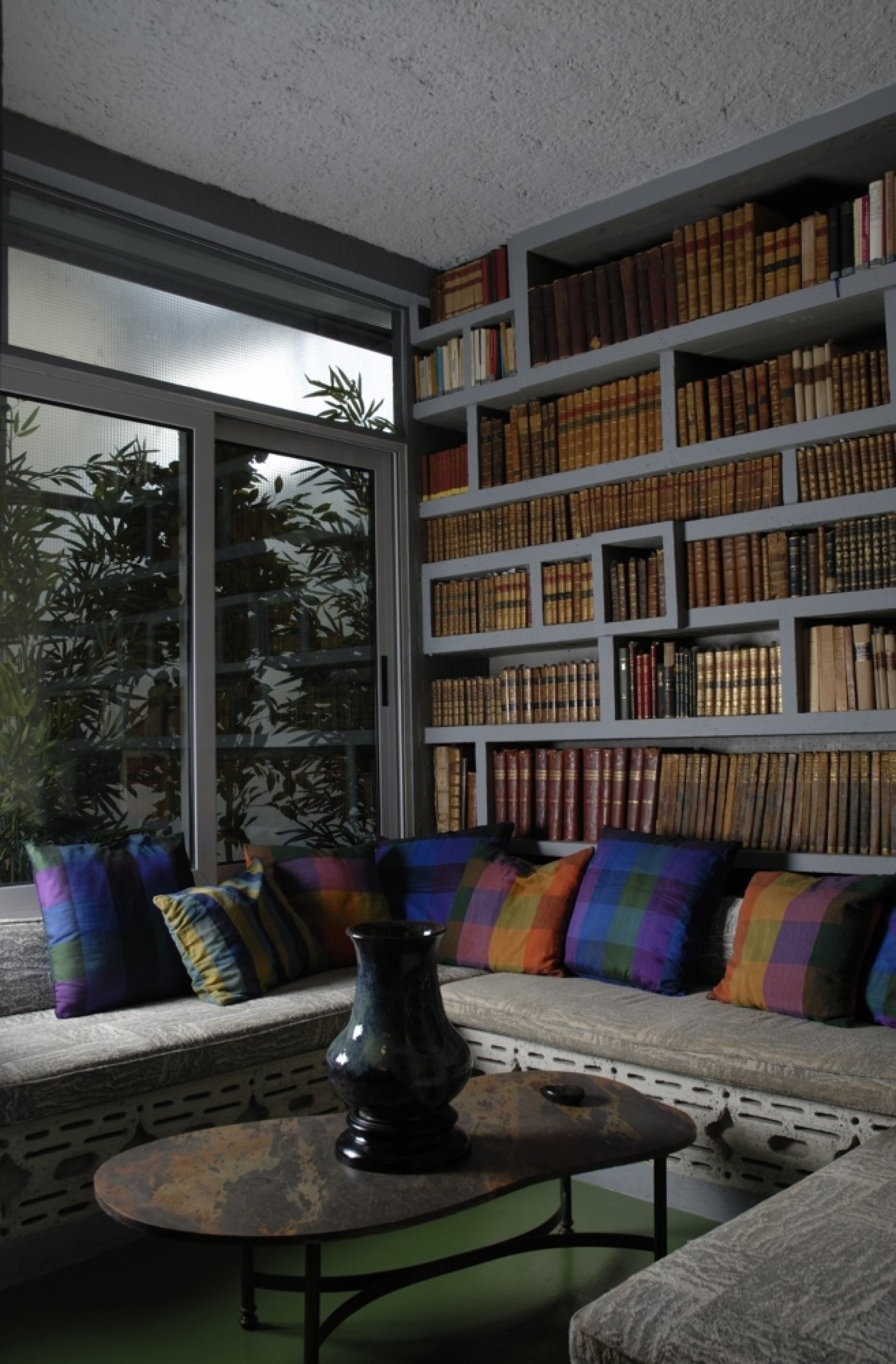 Πέτρινη βιβλιοθήκη