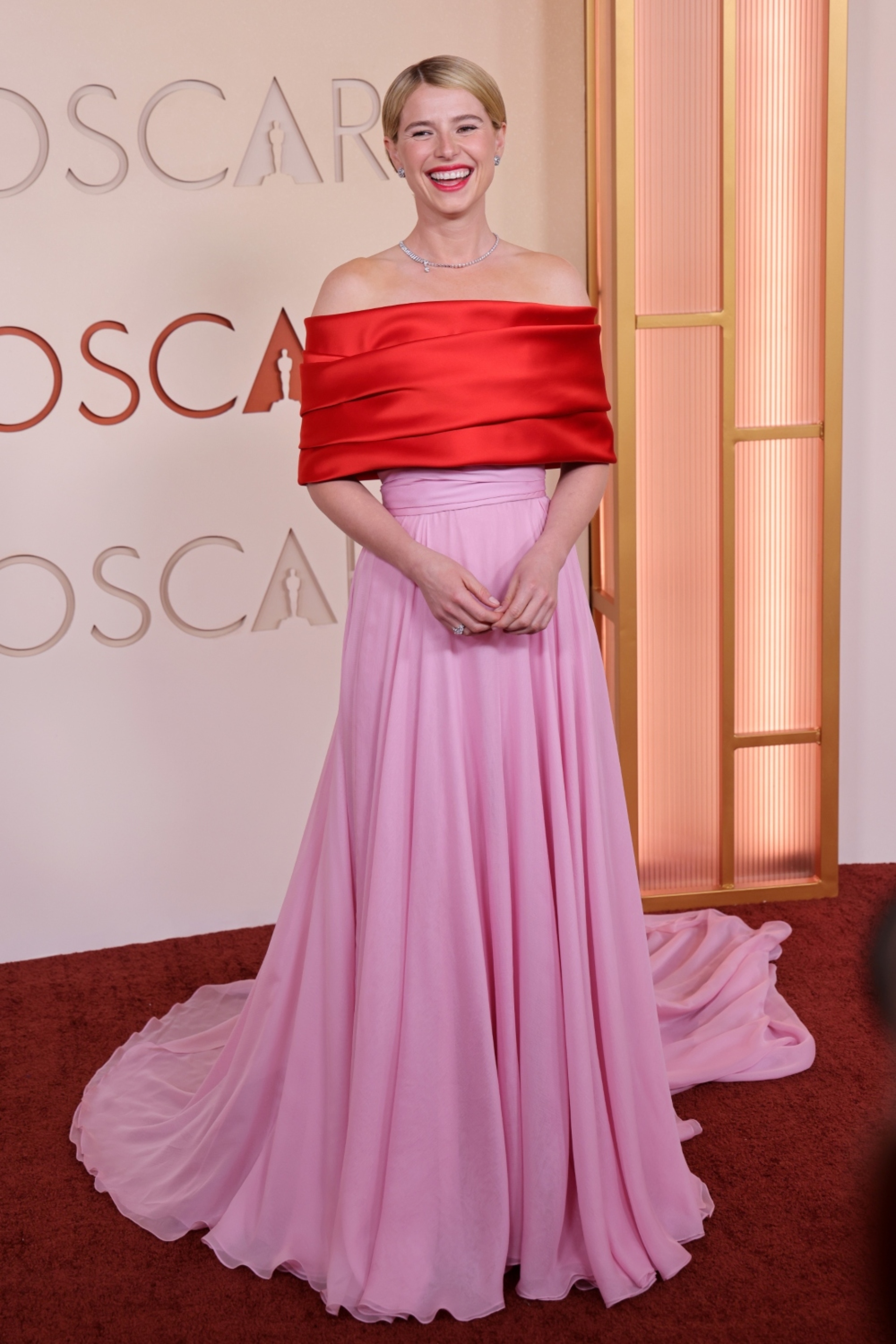 Η Τζέσι Μπάκλεϊ με CHANEL/ Photo by Julian Hamilton/Getty Images