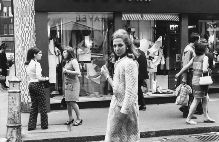 Ira von Fürstenberg, socialite princess of the jet set age, dies at 83