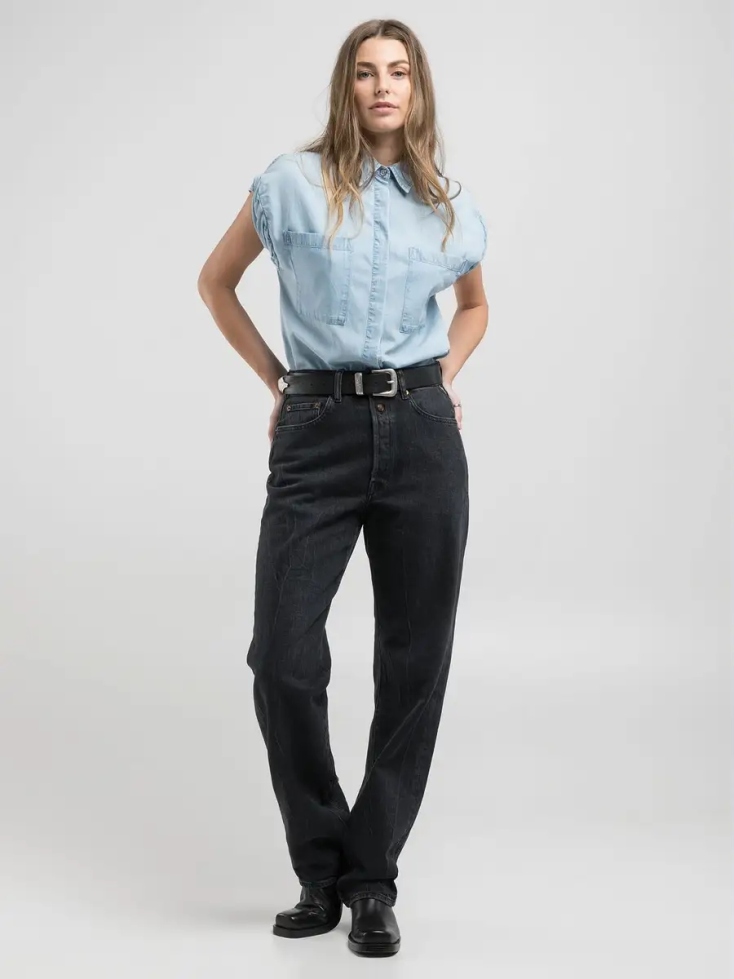 Τζιν σε ίσια γραμμή