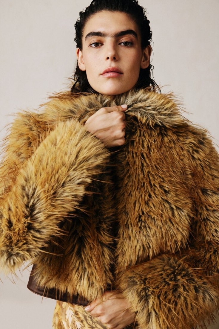 10 faux fur που ξεχωρίσαμε στην αγορά