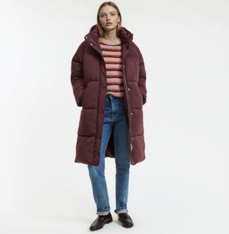 Μακρύ καπιτονέ μπουφάν με κουκούλα