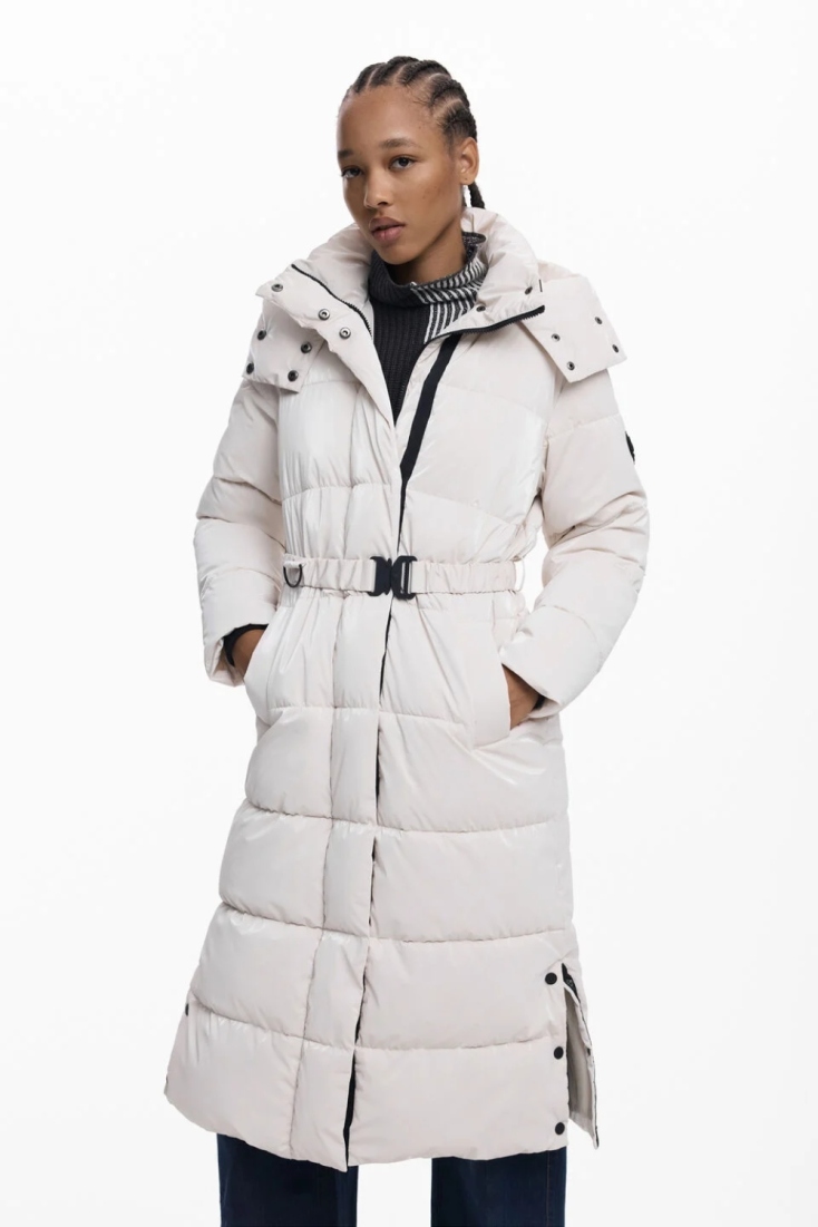 Μακρύ καπιτονέ παλτό με ζώνη