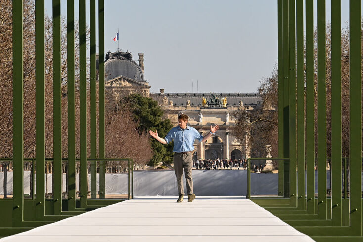 Ο Τζόναθαν Άντερσον παρουσίασε τη συλλογή Womenswear Fall/Winter 2026-2027