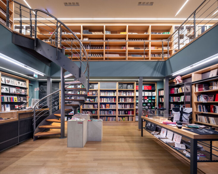 Μπαζάρ στο Πωλητήριο Εθνικού Θεάτρου