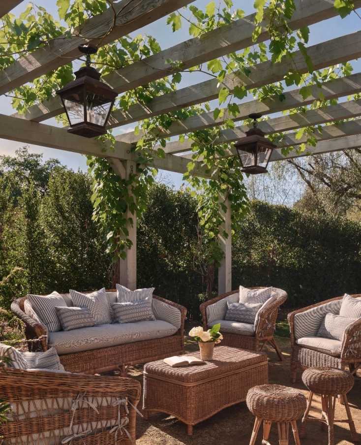 Sanctuary Rattan Sofa - Bayside Stripe
