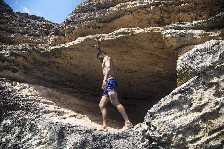 Intimissimi Uomo: Ο surfer Francisco Porcella μας συστήνει τα νέα trends της ανδρικής συλλογής beachwear 2019