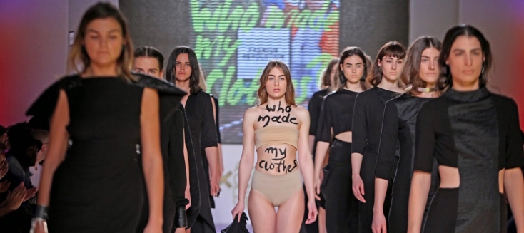 Επίδειξη μόδας της σχεδιάστριας Αθηνάς Κόρδα 