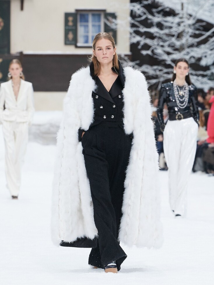 chanelready-to-wearfw2020.jpg