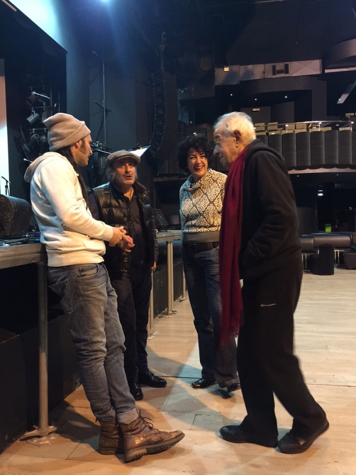 Ο Μηνάς με τον Τονίνο Καροτόνε και τους Locomondo