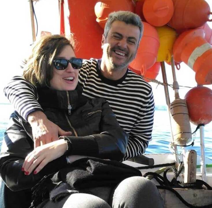 Η Ύδρα είναι τώρα η νέα «πατρίδα» της Δήμητρας που την ερωτεύτηκε τόσο δυνατά όσο και το σύντροφό της Γιάννη