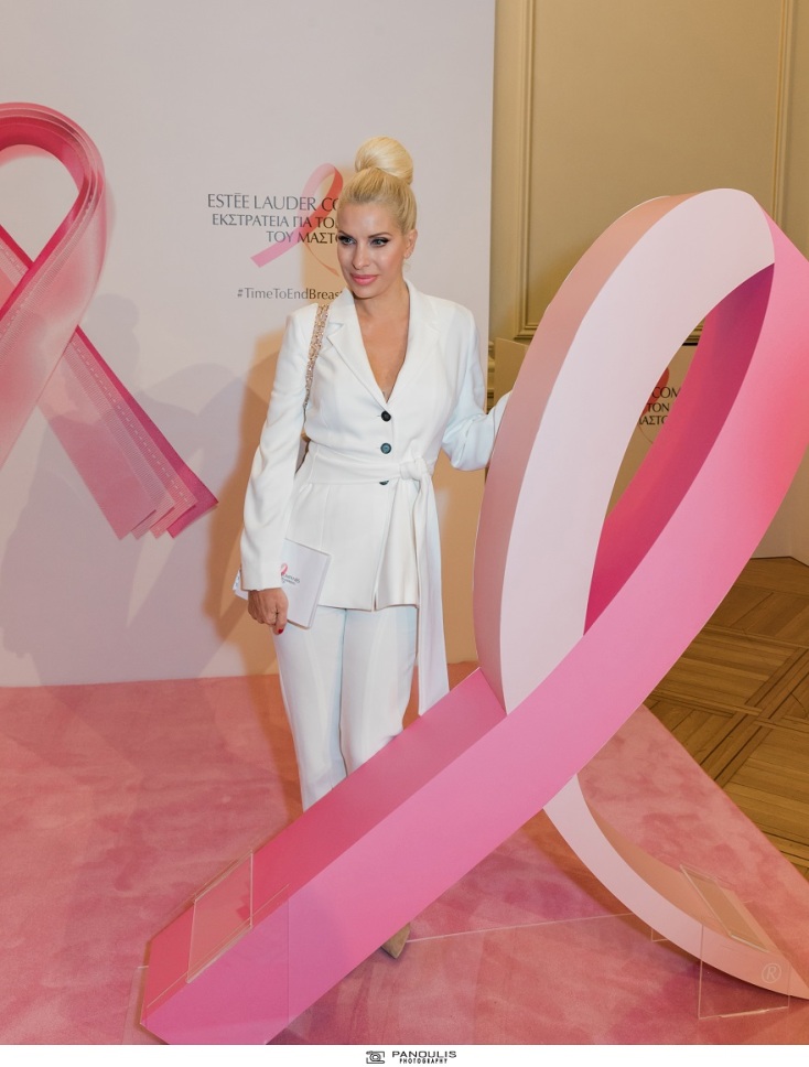 Η Ελένη Μενεγάκη στην εκδήλωση της Estée Lauder.