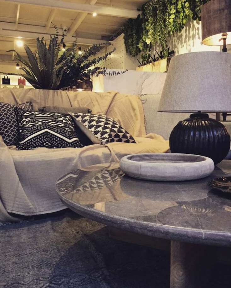 Έπιπλα και διακοσμητικά στο κατάστημα Graffito