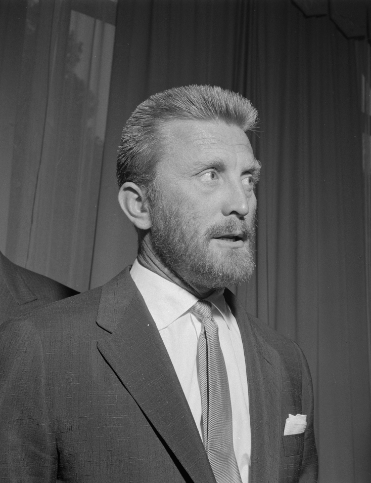 kirk_douglas_907-3153.jpg