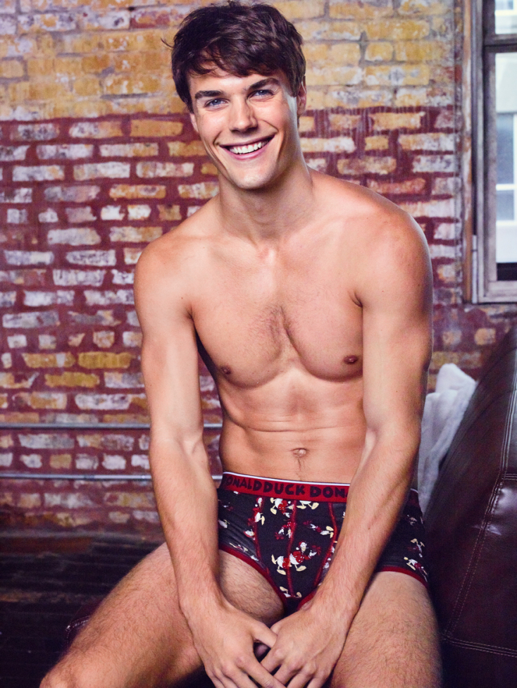 Η συλλογή της Tezenis για τα Χριστούγεννα είναι άνετη, μοδάτη και μας ανεβάζει την διάθεση.