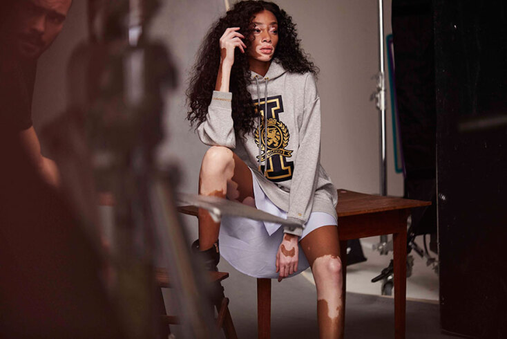 winnie-harlow-tommy-icons-sweater-bts-fall-18-low-res.jpg