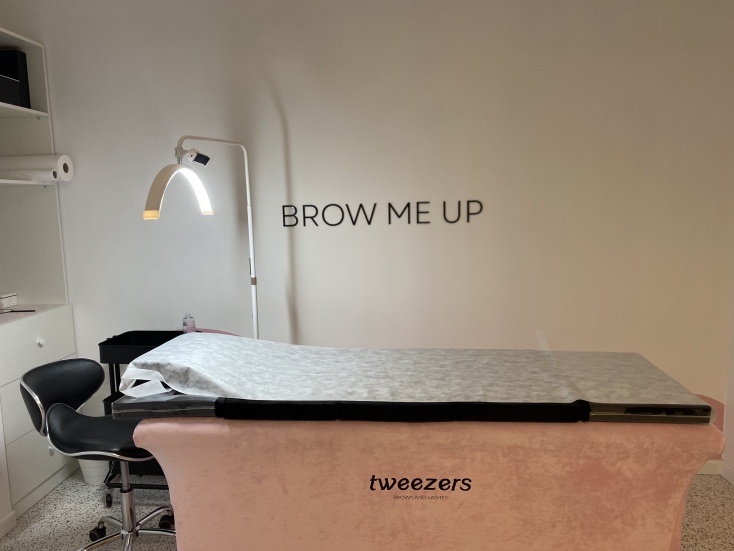 Tweezers Tweezers