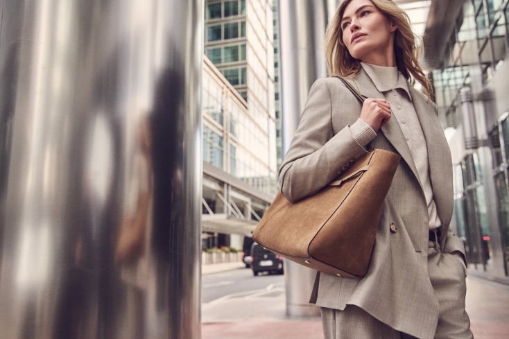 fall_winter_2026_boss_global_campaign_grace_elizabeth_look2_3x2__image-mid-res