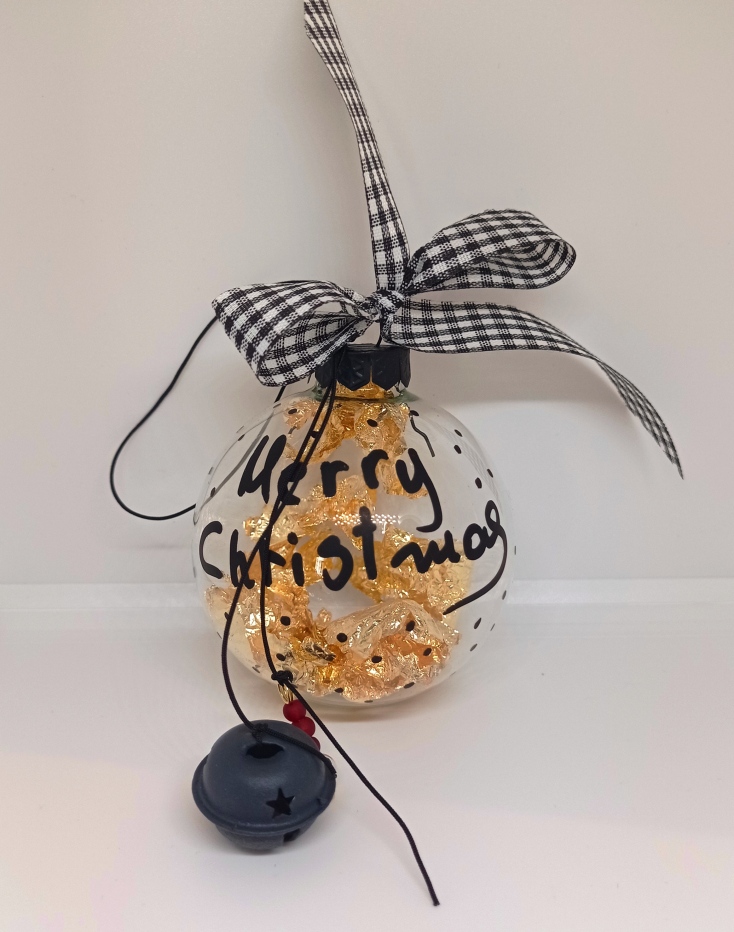 FAIRY TALES, Χριστουγεννιάτικη διακοσμητική μπάλα, μικρή €12, μεγάλη €14