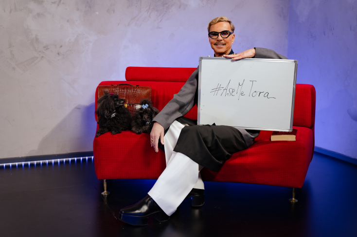 Ο Λάκης Γαβαλάς